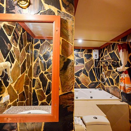 Tiger Complex Hotel Patong Kültér fotó