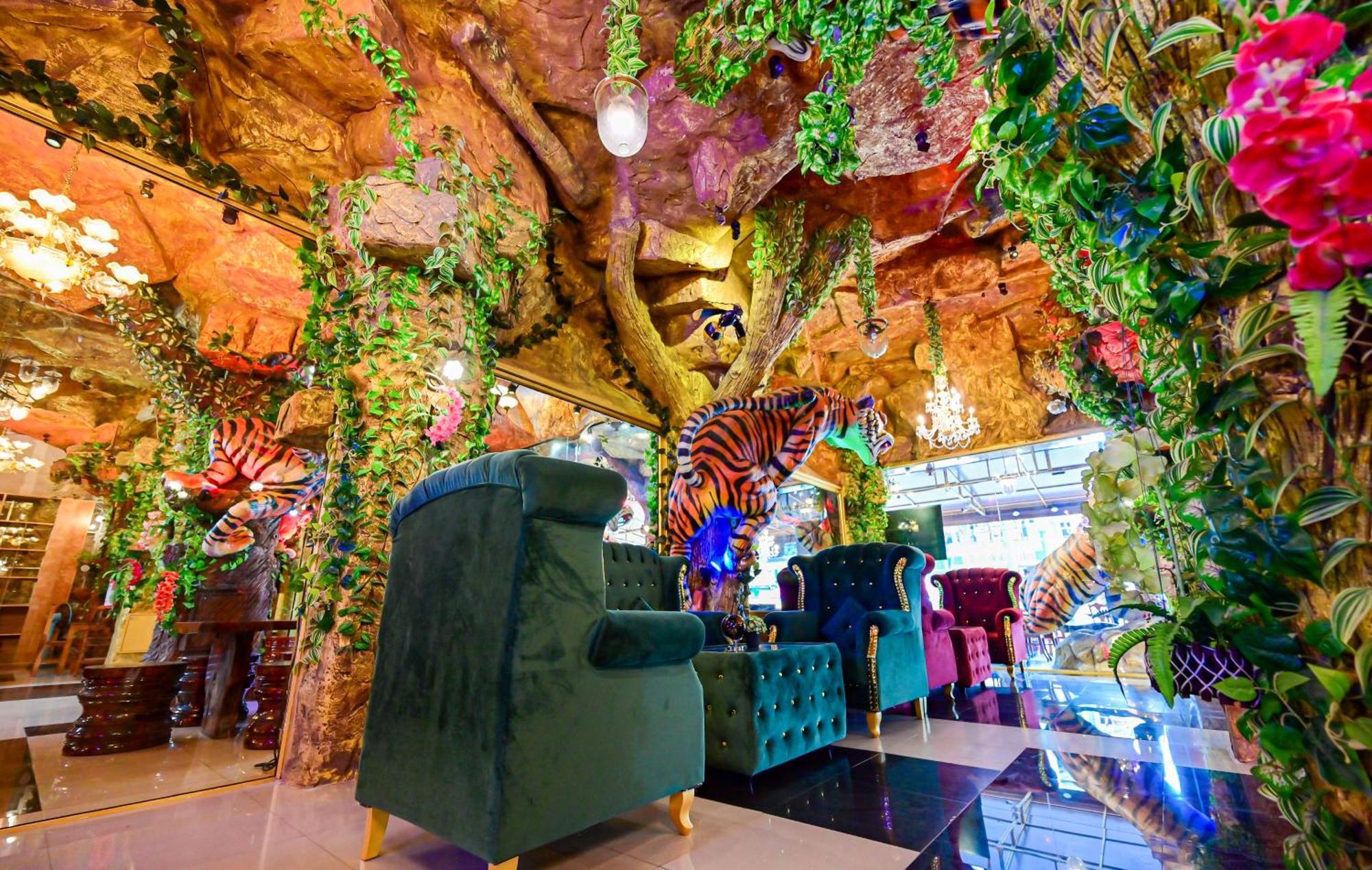 Tiger Complex Hotel Patong Kültér fotó