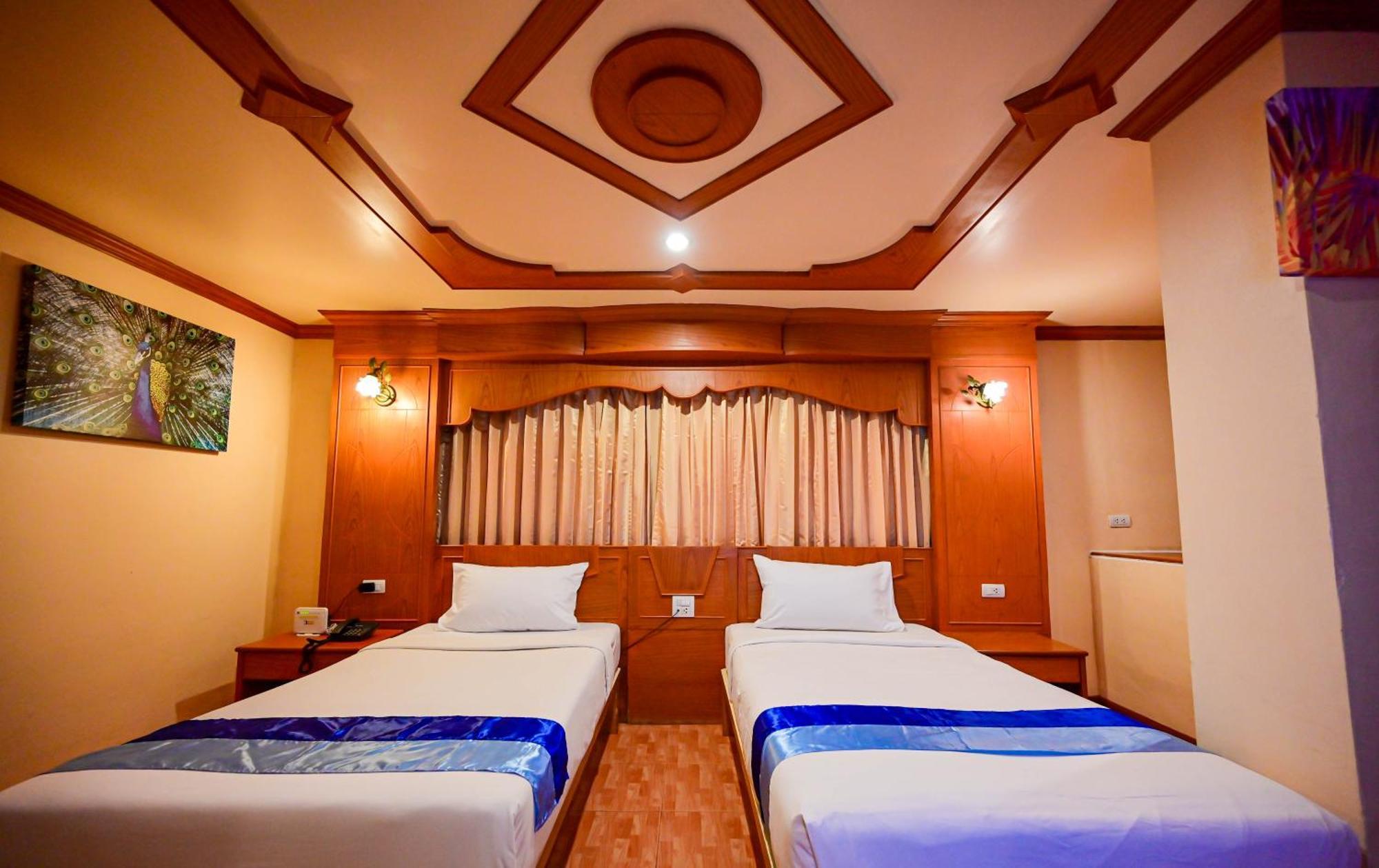 Tiger Complex Hotel Patong Kültér fotó